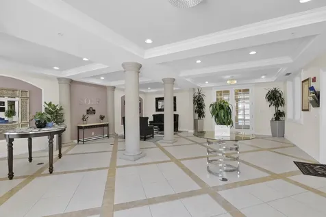 533 NE 3rd Avenue Fort Lauderdale FL 33301