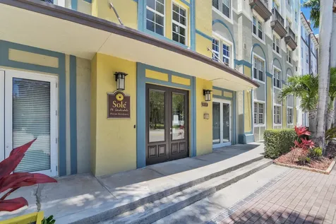 533 NE 3rd Avenue Fort Lauderdale FL 33301