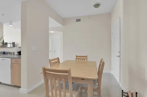 533 NE 3rd Avenue Fort Lauderdale FL 33301