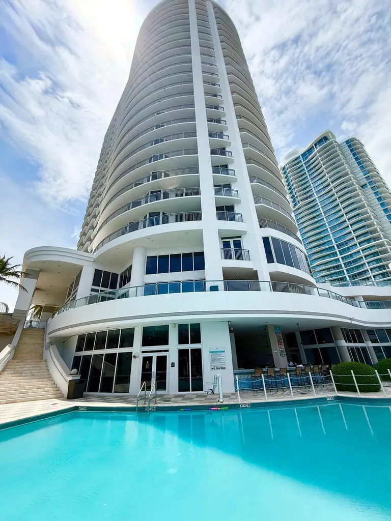 17375 Collins Avenue Sunny Isles Beach FL 33160