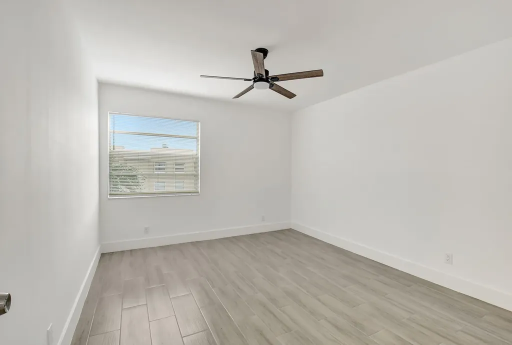 126 Burgundy Delray Beach FL 33484