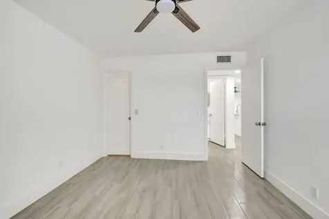 126 Burgundy Delray Beach FL 33484