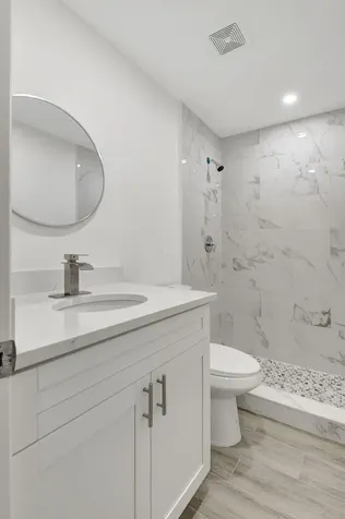 126 Burgundy Delray Beach FL 33484