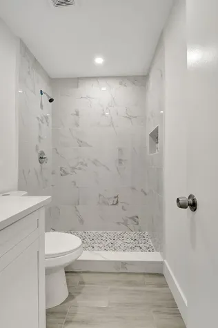 126 Burgundy Delray Beach FL 33484