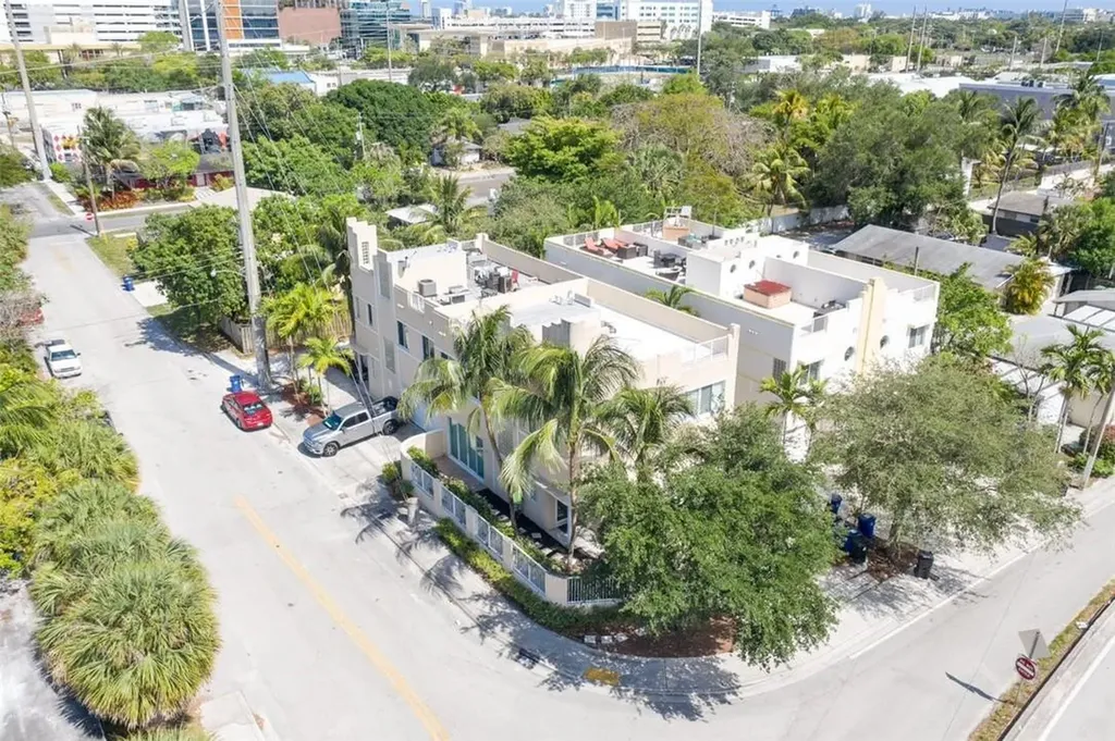 502 SW 4th Avenue Fort Lauderdale FL 33315