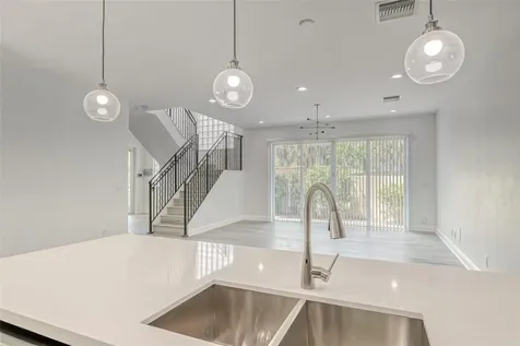 502 SW 4th Avenue Fort Lauderdale FL 33315