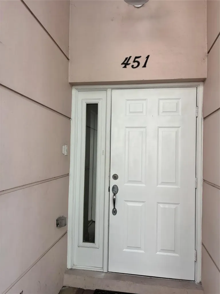 451 NE 1st Street Pompano Beach FL 33060