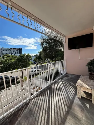 451 NE 1st Street Pompano Beach FL 33060