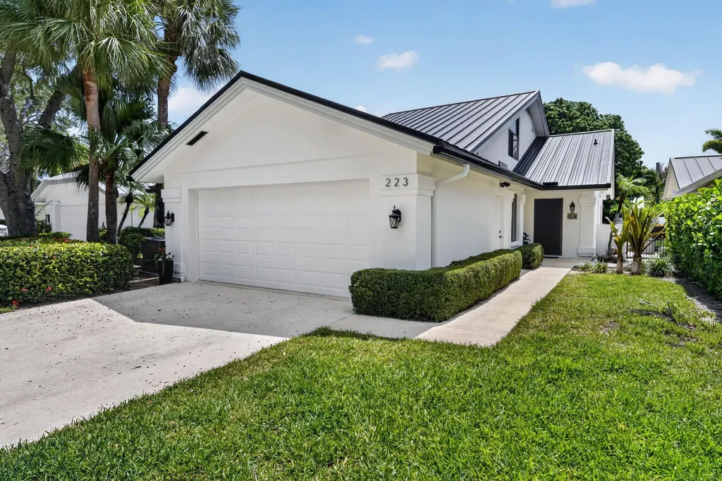 223 E River Park Drive Jupiter FL 33477