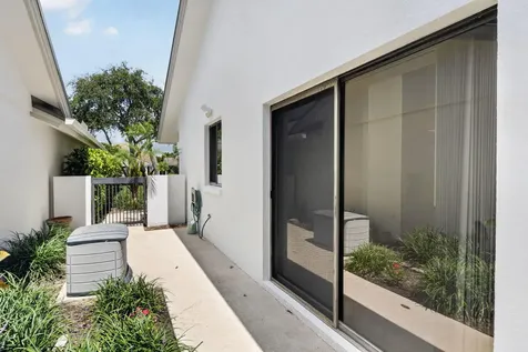223 E River Park Drive Jupiter FL 33477