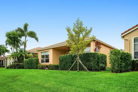 8769 Via Grande E Wellington FL 33411