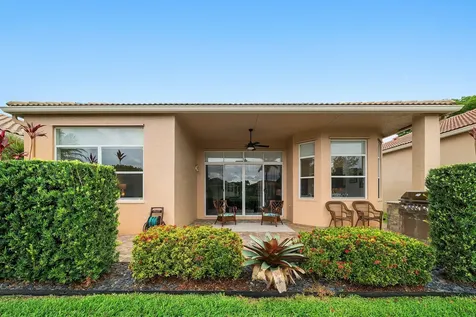 8769 Via Grande E Wellington FL 33411