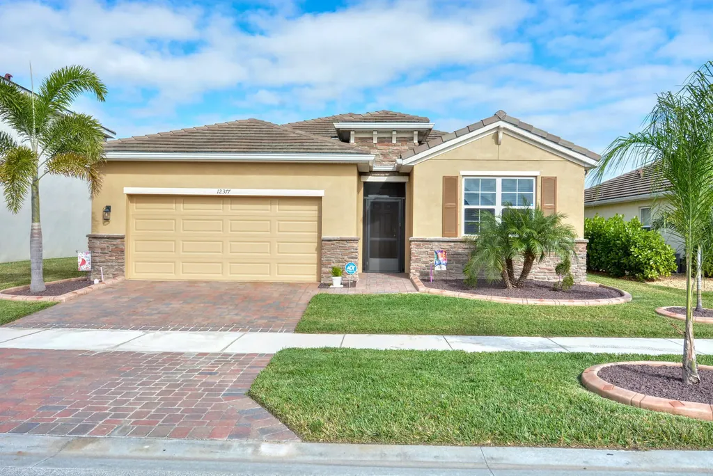 12377 SW Arabella Drive Port St Lucie FL 34987