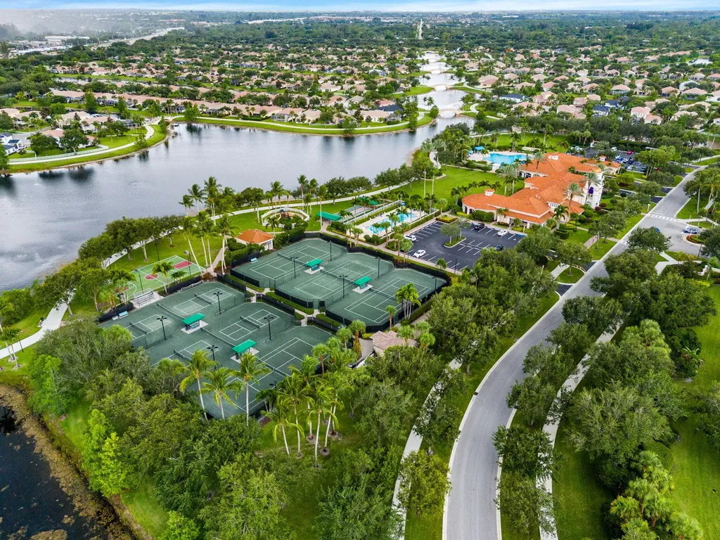 8342 Dominica Place Wellington FL 33414