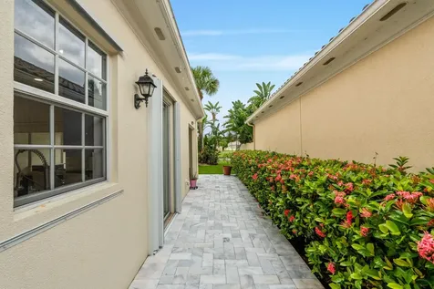 8342 Dominica Place Wellington FL 33414