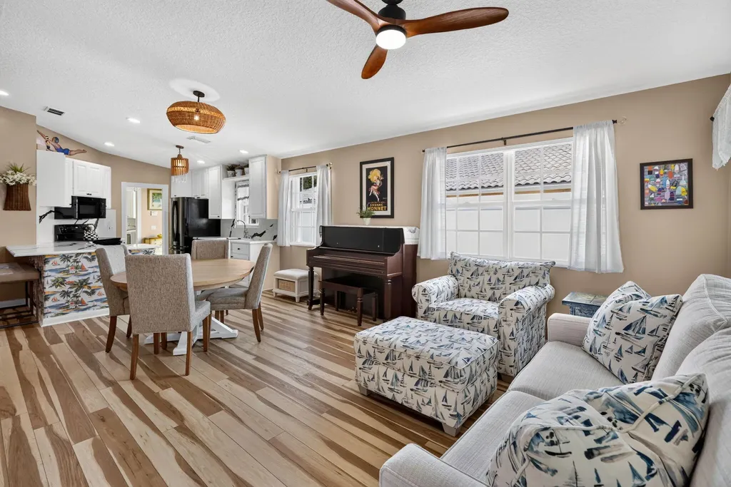 3466 SE Glacier Terrace Hobe Sound FL 33455