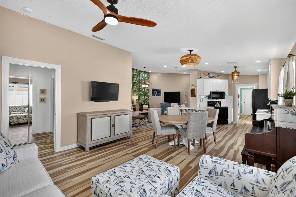 3466 SE Glacier Terrace Hobe Sound FL 33455