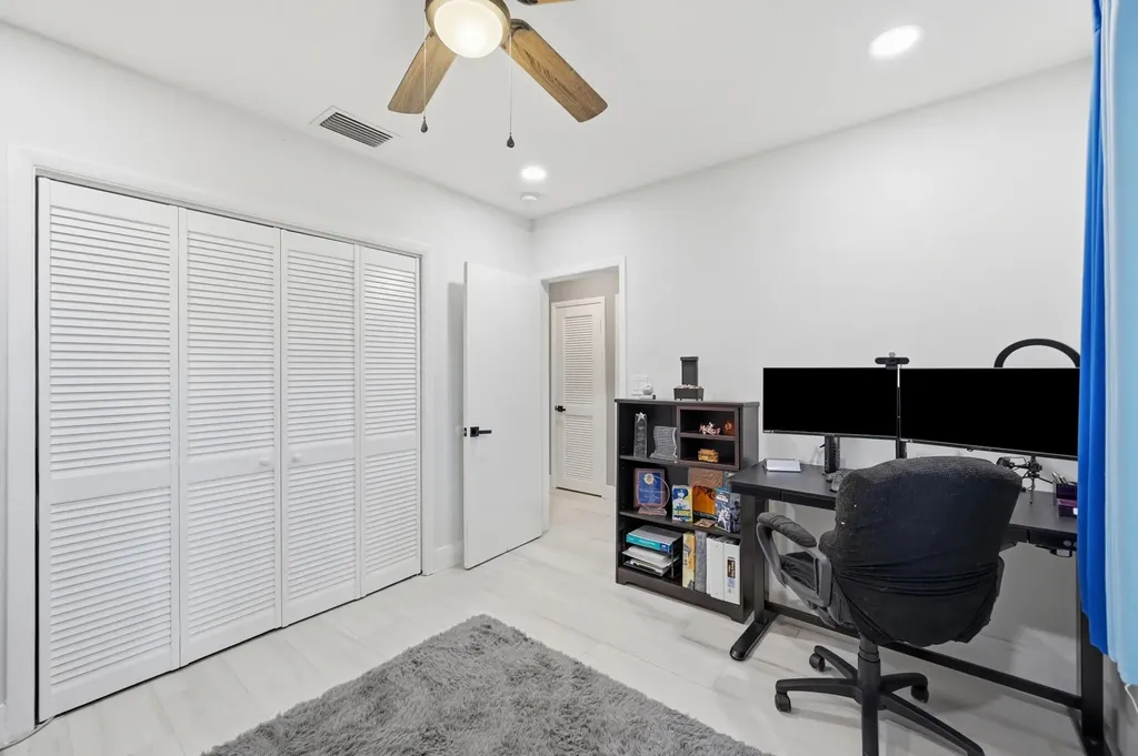 141 SE 8th Street Pompano Beach FL 33060