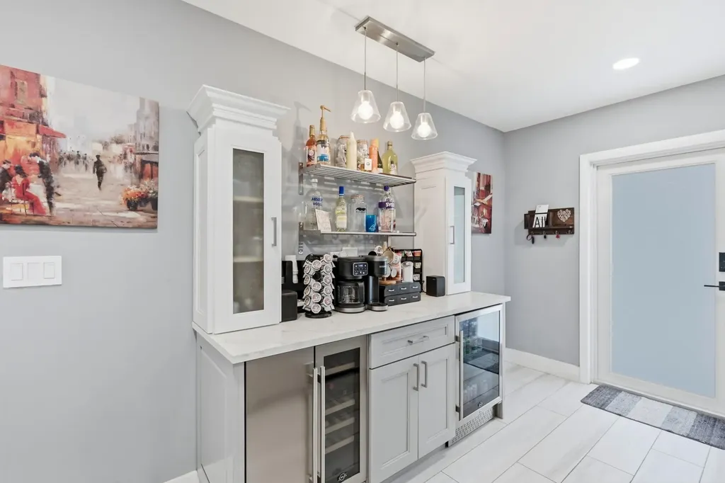 141 SE 8th Street Pompano Beach FL 33060