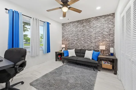 141 SE 8th Street Pompano Beach FL 33060
