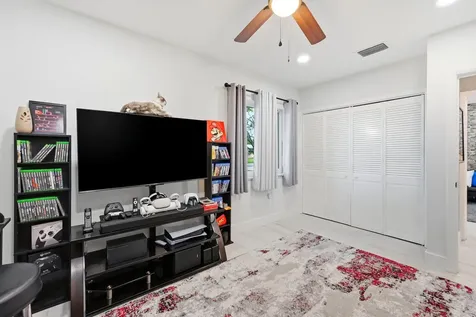 141 SE 8th Street Pompano Beach FL 33060