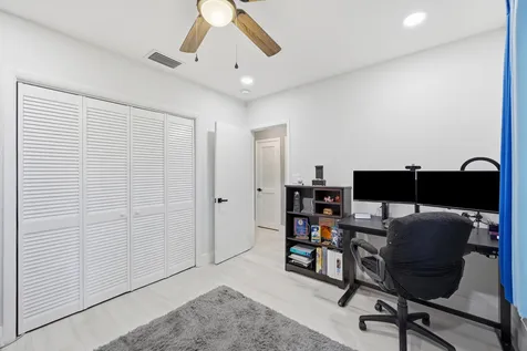 141 SE 8th Street Pompano Beach FL 33060