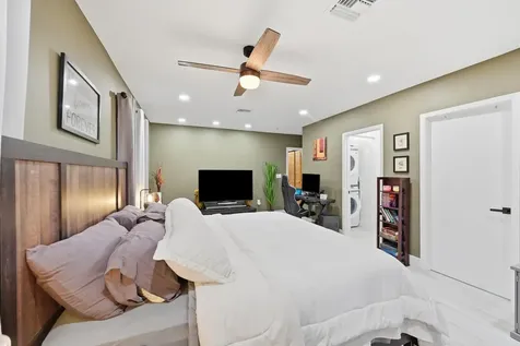 141 SE 8th Street Pompano Beach FL 33060