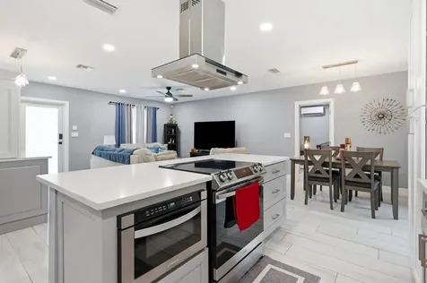 141 SE 8th Street Pompano Beach FL 33060