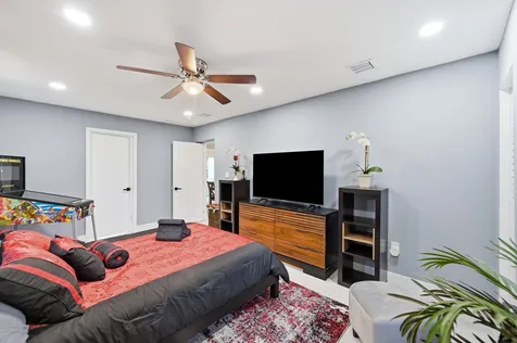 141 SE 8th Street Pompano Beach FL 33060