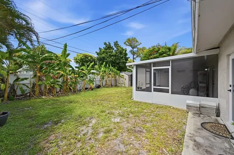141 SE 8th Street Pompano Beach FL 33060