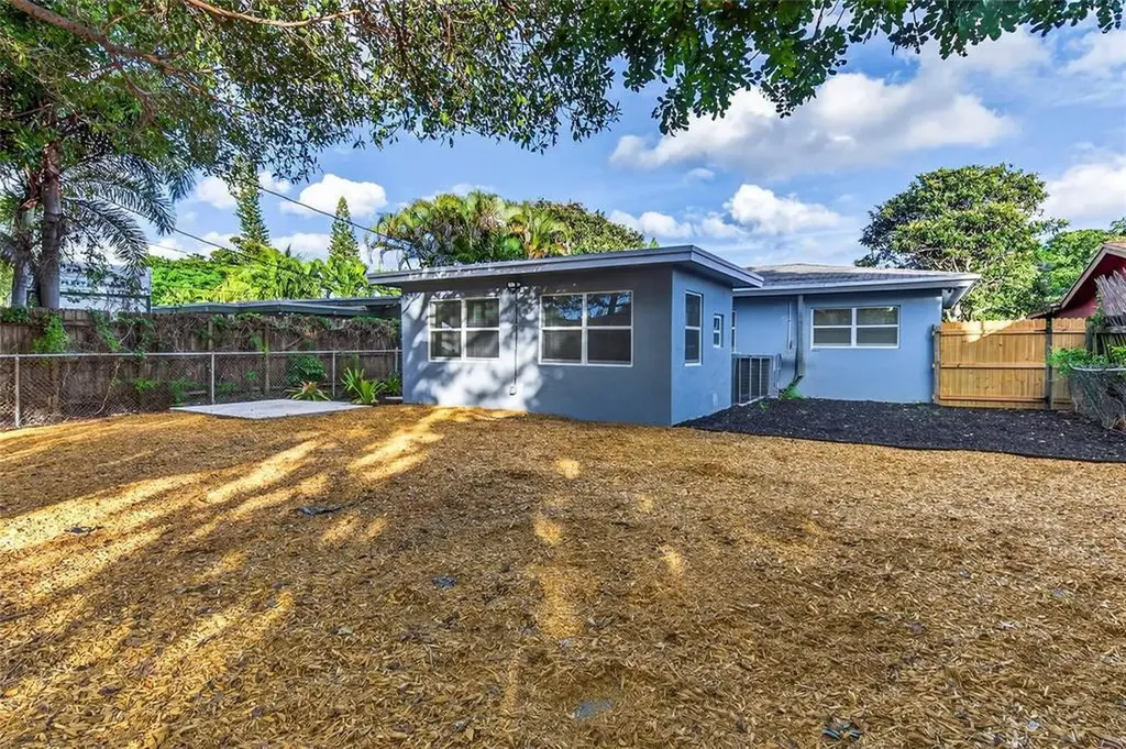 1541 NW 7th Terrace Fort Lauderdale FL 33311