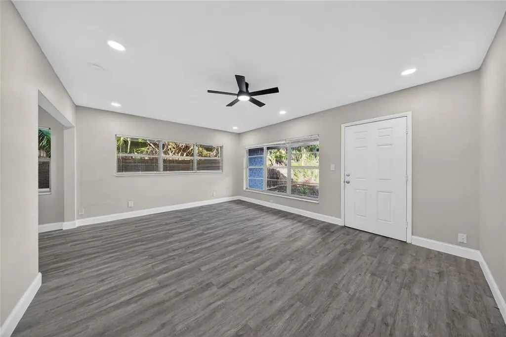 1541 NW 7th Terrace Fort Lauderdale FL 33311