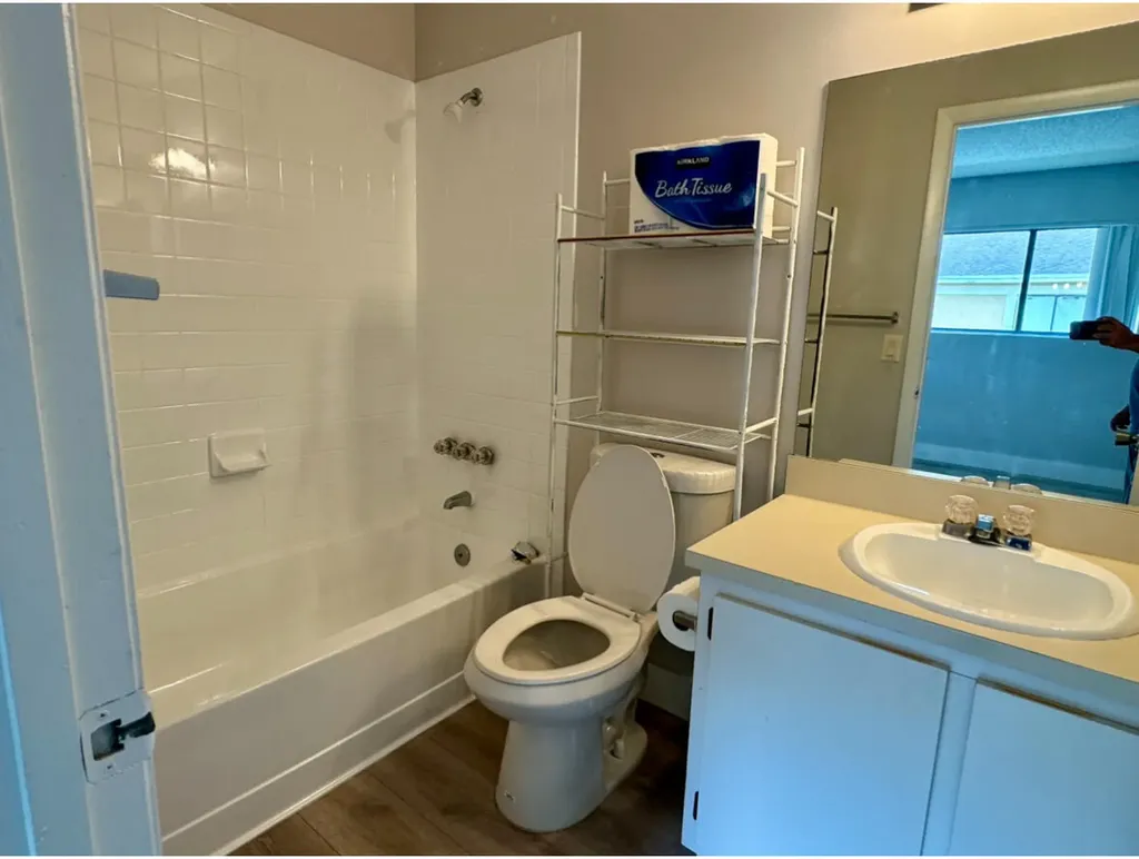 9473 Palm Circle N Pembroke Pines FL 33025