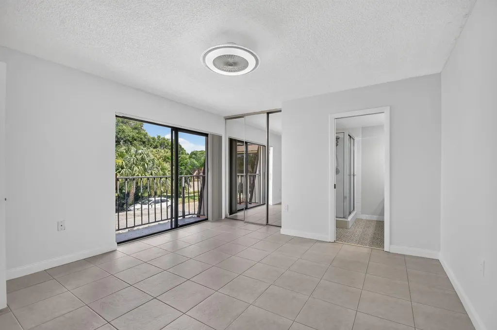 7109 71st Way West Palm Beach FL 33407