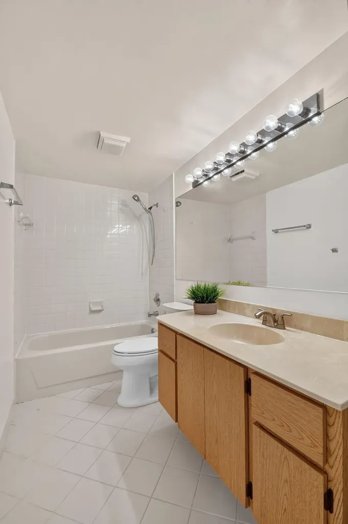 7109 71st Way West Palm Beach FL 33407