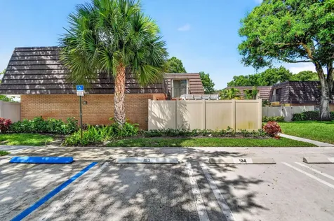 7109 71st Way West Palm Beach FL 33407