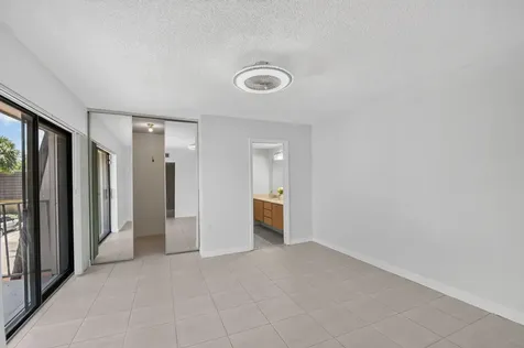 7109 71st Way West Palm Beach FL 33407