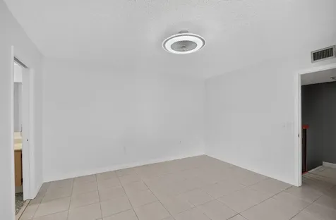 7109 71st Way West Palm Beach FL 33407