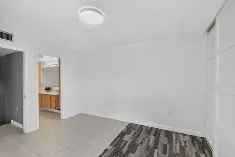 7109 71st Way West Palm Beach FL 33407