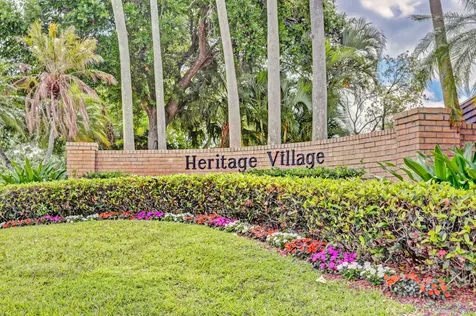 7109 71st Way West Palm Beach FL 33407