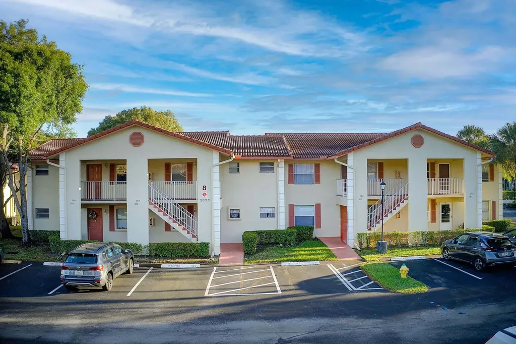 3071 Holiday Springs Boulevard Margate FL 33063