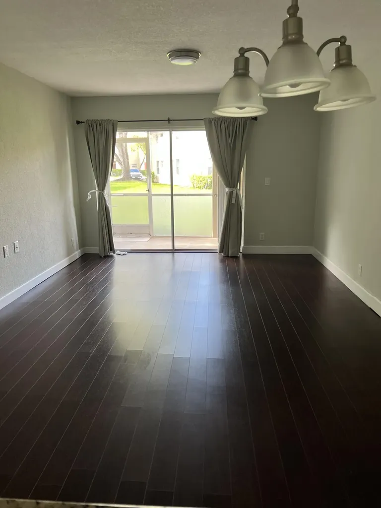 3071 Holiday Springs Boulevard Margate FL 33063