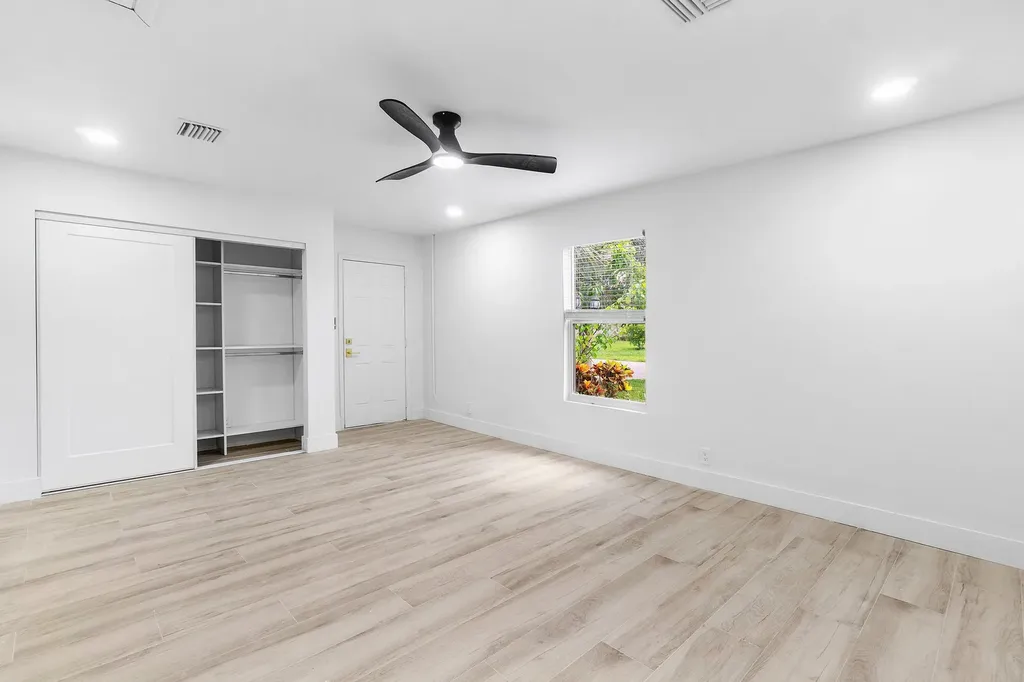 5119 Oak Hill Road Delray Beach FL 33484