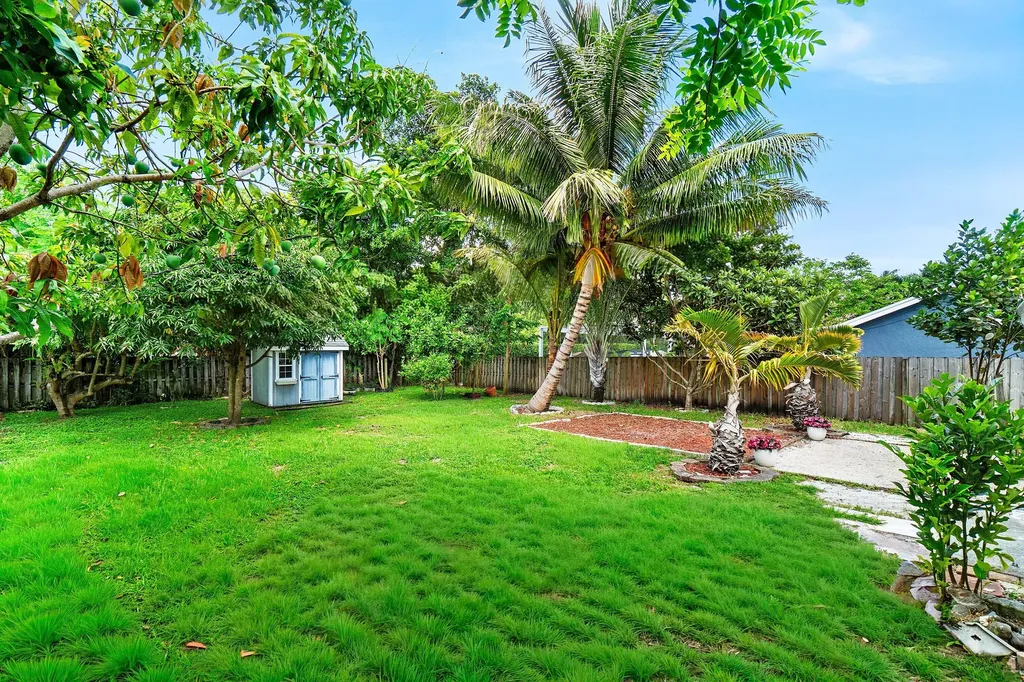 5119 Oak Hill Road Delray Beach FL 33484