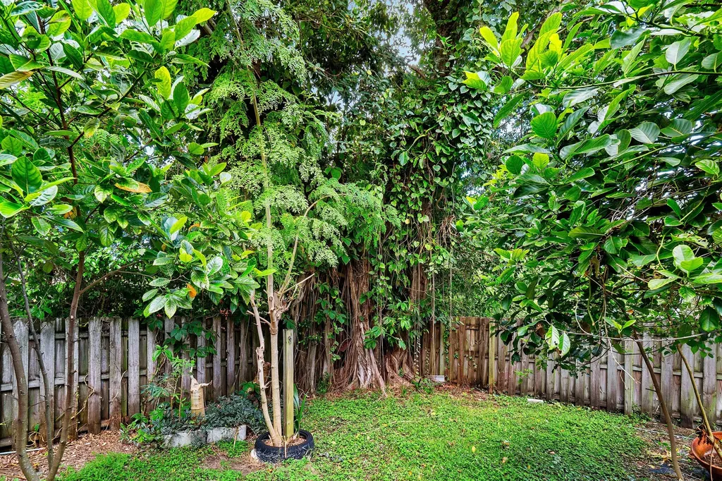 5119 Oak Hill Road Delray Beach FL 33484
