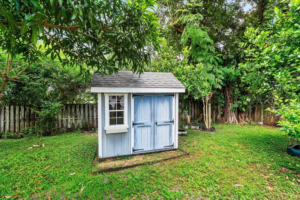 5119 Oak Hill Road Delray Beach FL 33484