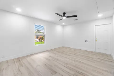 5119 Oak Hill Road Delray Beach FL 33484