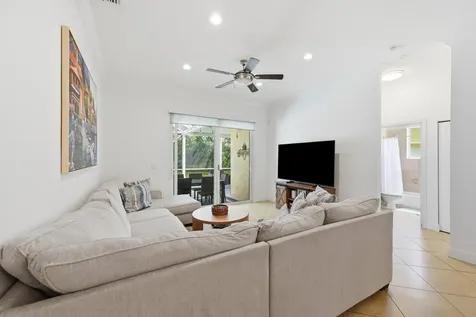 4487 NW 45th Terrace Coconut Creek FL 33073