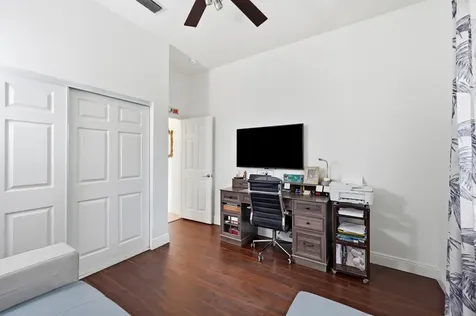 4487 NW 45th Terrace Coconut Creek FL 33073