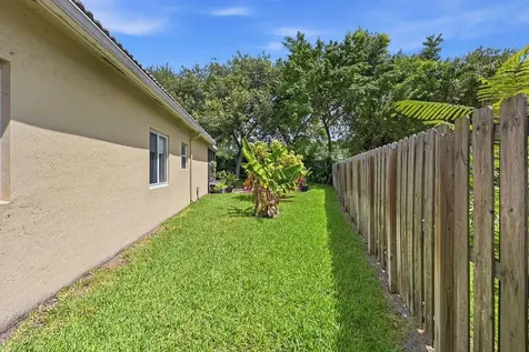 4487 NW 45th Terrace Coconut Creek FL 33073